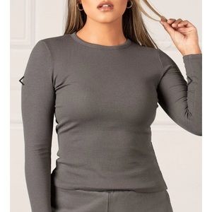 Unlabeled ANNA TOP - CHARCOAL